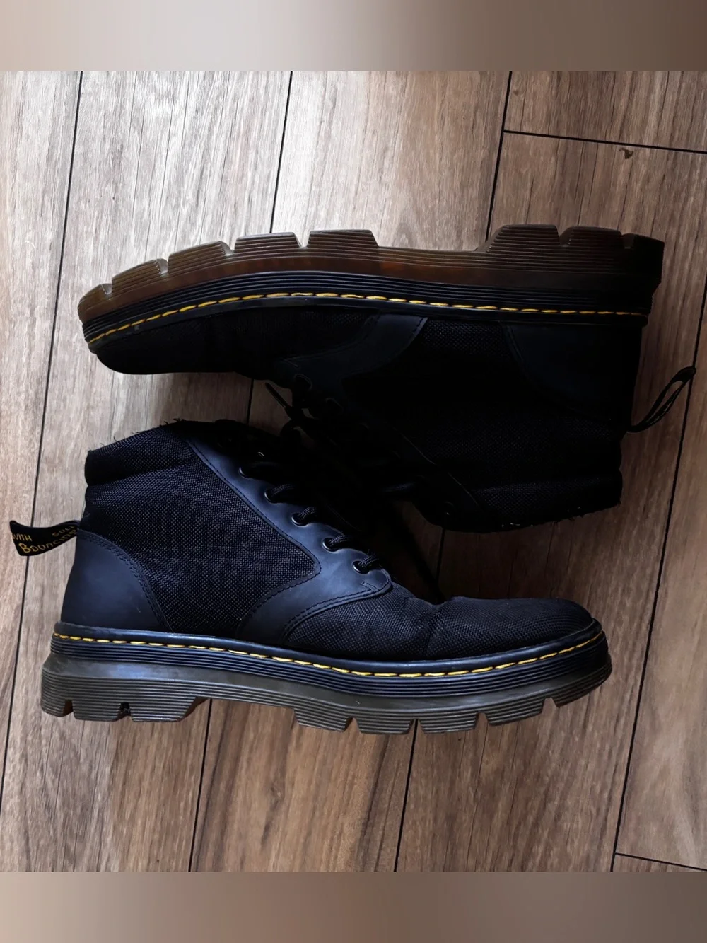 Dr. Martens Men’s Bonny Chukka Boots Size: 10